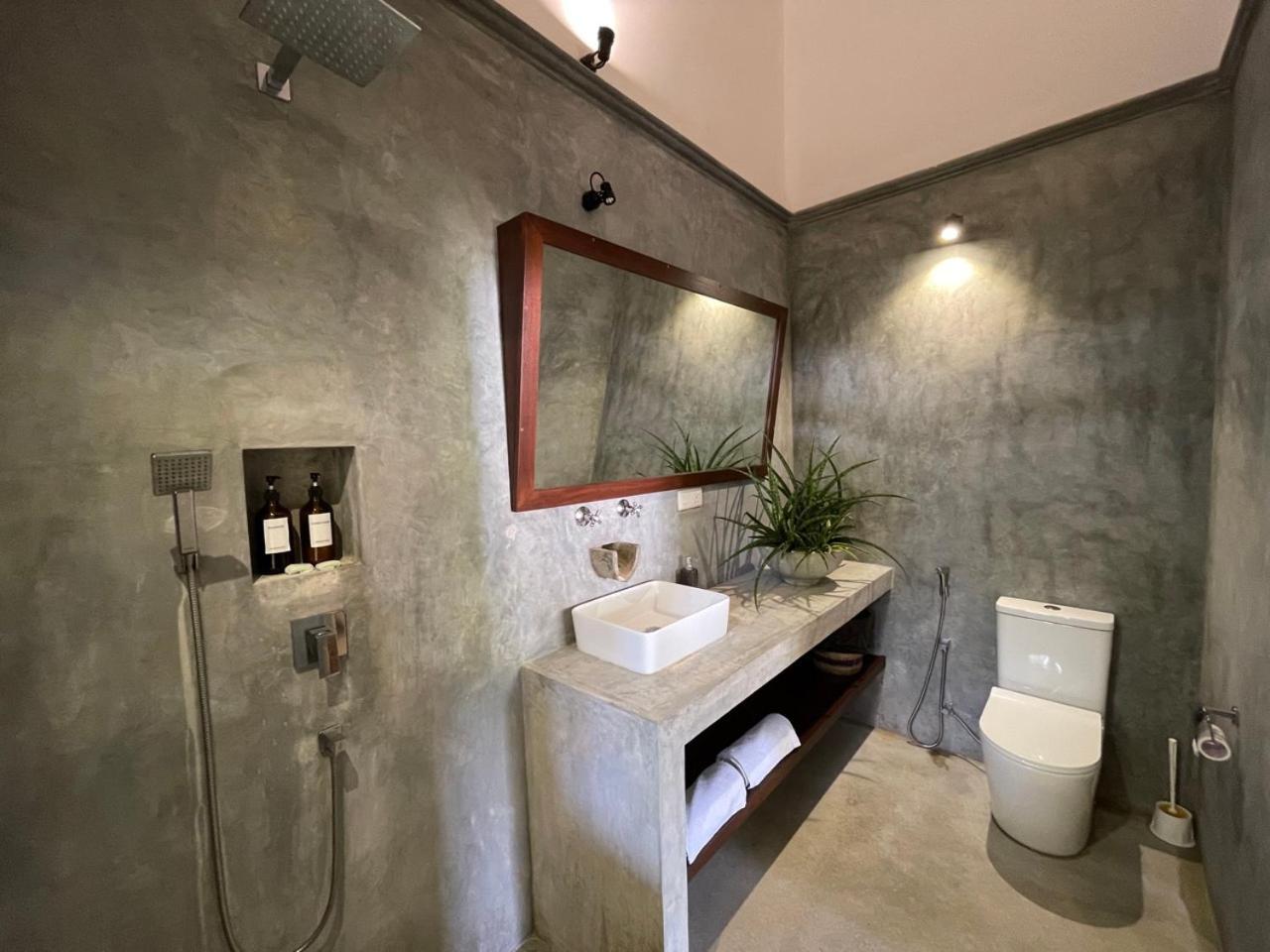 Claire Villa By Younger Villas & Resorts Ahangama Exterior photo